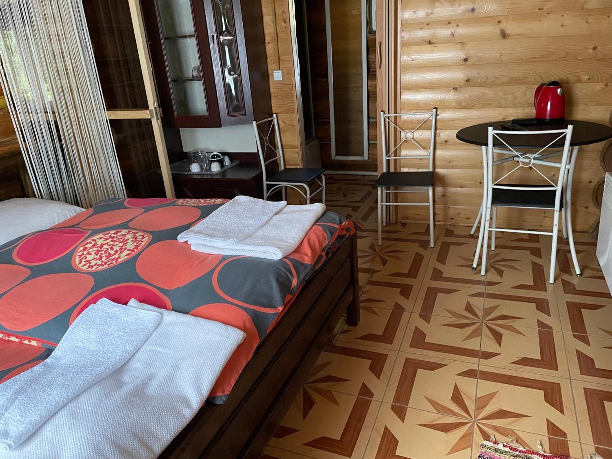 Guest House Nad Tisou 克瓦西 外观 照片